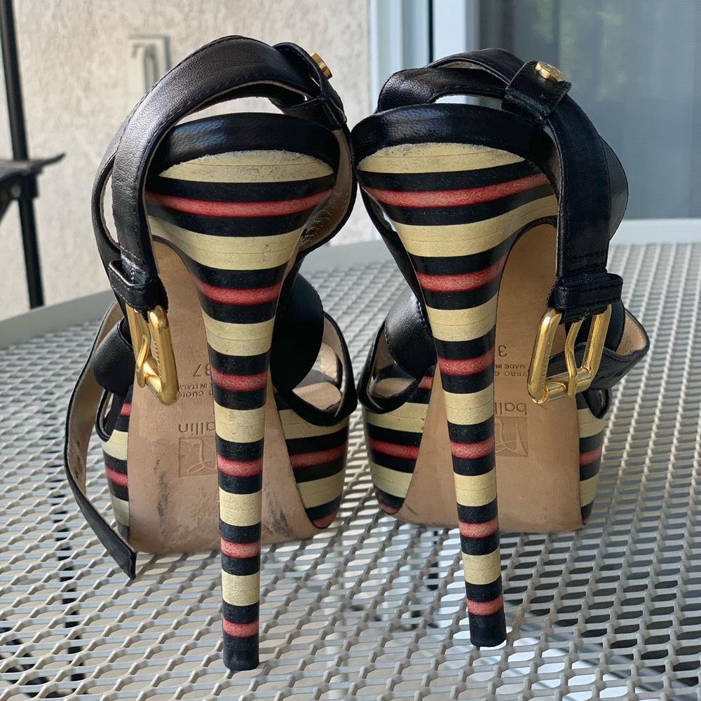 Pumps - Picture 3 of 3